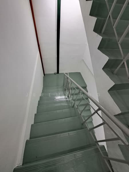 Kedai / Pejabat untuk Dijual di Petaling Jaya (Selangor) - Jeremy Ong - Corridor - PropertyGuru.com.my