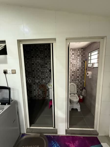 1.5-storey Terraced House for Sale in Seksyen 7 (Kota Damansara) - Johnny Tan - Bathroom - PropertyGuru.com.my