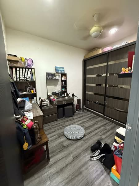 1.5-storey Terraced House for Sale in Seksyen 7 (Kota Damansara) - Johnny Tan - Bedroom - PropertyGuru.com.my
