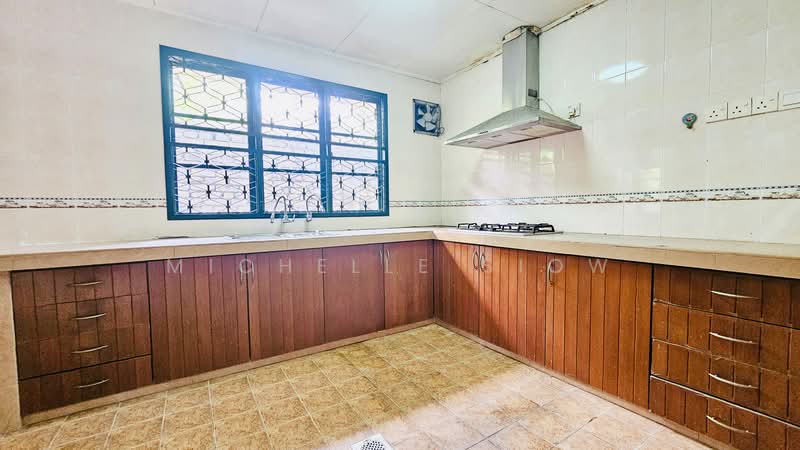 Rumah Berkembar untuk Dijual di Bandar Tun Hussein Onn (Cheras) - Michelle Siow - Kitchen - PropertyGuru.com.my