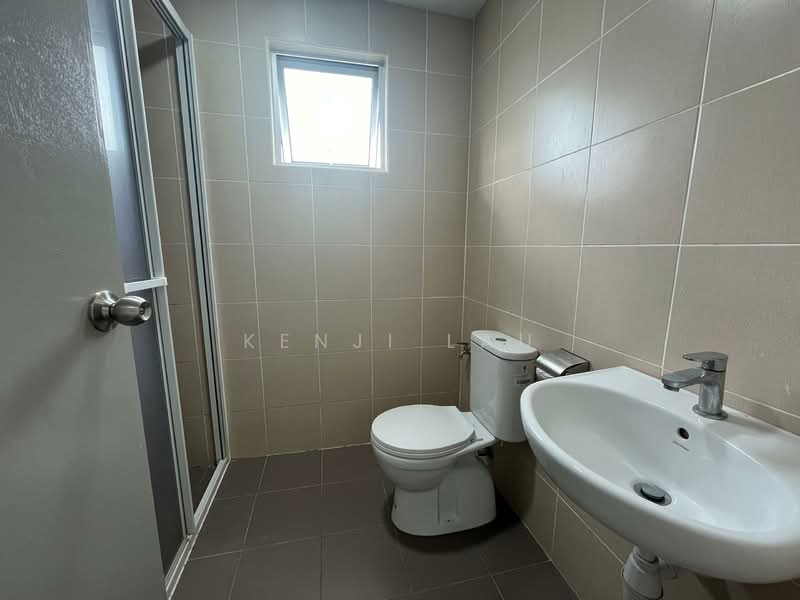 Service Residence for Sale at Razak City Residences (RC Residences) - Kenji Lau - Bathroom - PropertyGuru.com.my