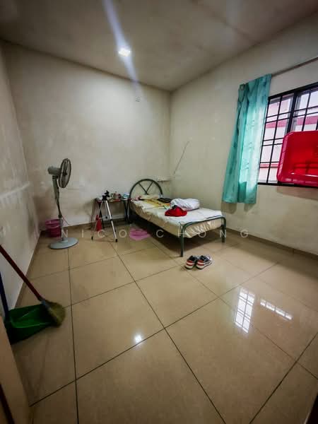 Rumah Teres 2 Tingkat untuk Dijual di Taman Setia Indah (Tebrau) - Nico Chong - Bedroom - PropertyGuru.com.my
