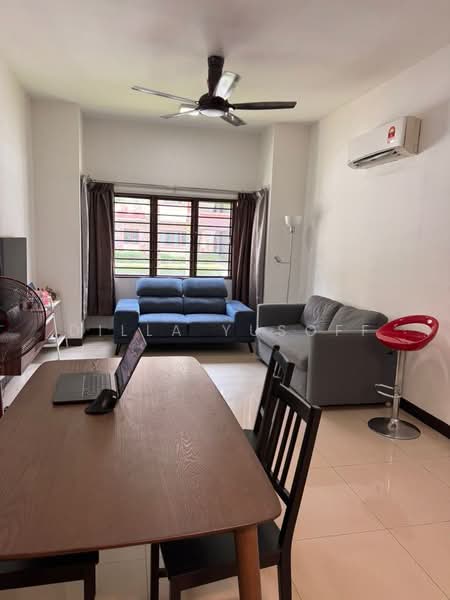 Pangsapuri untuk Dijual di Desa Idaman Residences - DILLA YUSOFF - Living Room - PropertyGuru.com.my