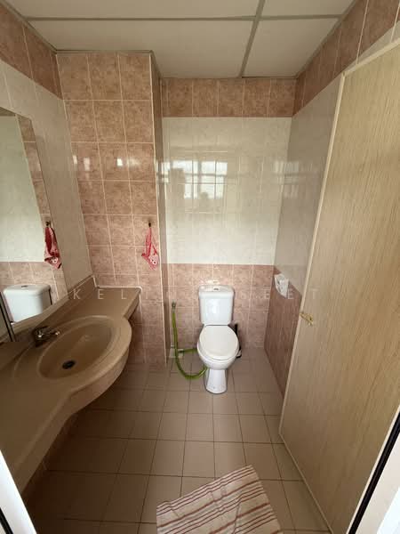 Condominium for Sale at Greenview Residence - Kelton Seet - Bathroom - PropertyGuru.com.my