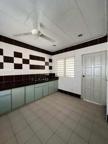 Rumah Teres 2 Tingkat untuk Dijual di Bandar Seri Botani (Simpang Pulai) - Sam Lam - Kitchen - PropertyGuru.com.my