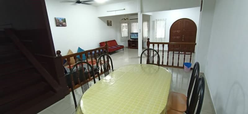 2-storey Terraced House for Sale in Taman Sri Tunas (Bayan Lepas) - Aswad . - Dining Area - PropertyGuru.com.my
