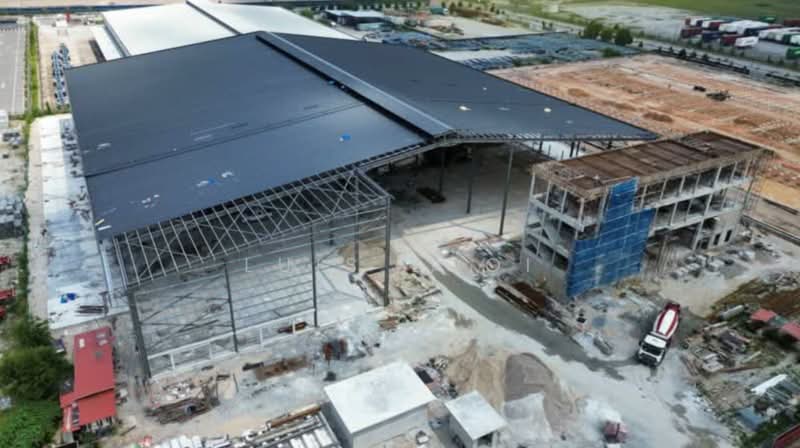 West Port (Pelabuhan Barat) - 2