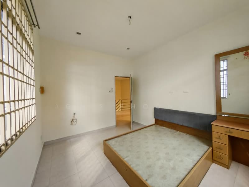 Semi-Detached House for Sale in Taman Bukit Kecil (Bukit Mertajam) - Ignis Phoong - Bedroom - PropertyGuru.com.my