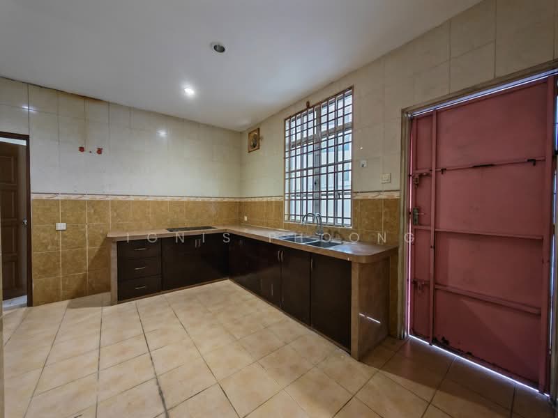 Semi-Detached House for Sale in Taman Bukit Kecil (Bukit Mertajam) - Ignis Phoong - Kitchen - PropertyGuru.com.my