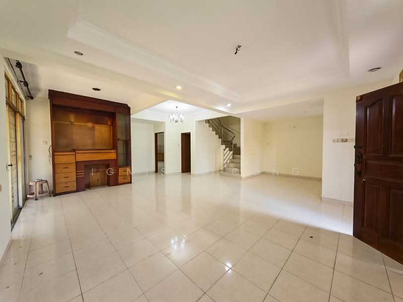 Semi-Detached House for Sale in Taman Bukit Kecil (Bukit Mertajam) - Ignis Phoong - Living Room - PropertyGuru.com.my