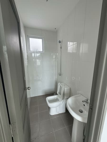 Freehold Single Storey Terrace Corner Unit @ Kota Padawan RM498K untuk Untuk Dijual - RM 498,000, Apr 2026 - PropertyGuru.com.my