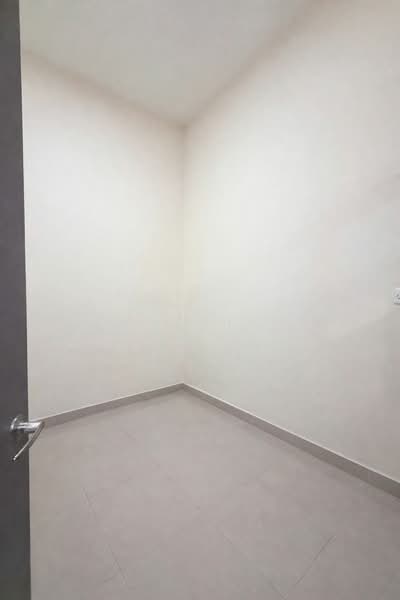 Taman Gaya untuk Untuk Dijual - RM 1,300,000, Apr 2026 - Interior - PropertyGuru.com.my