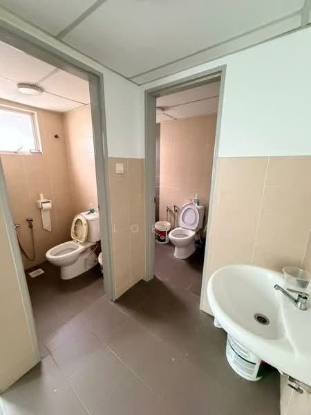 Shop / Office for Rent in Setia Alam (Selangor) - Chloe Tan - Bathroom - PropertyGuru.com.my