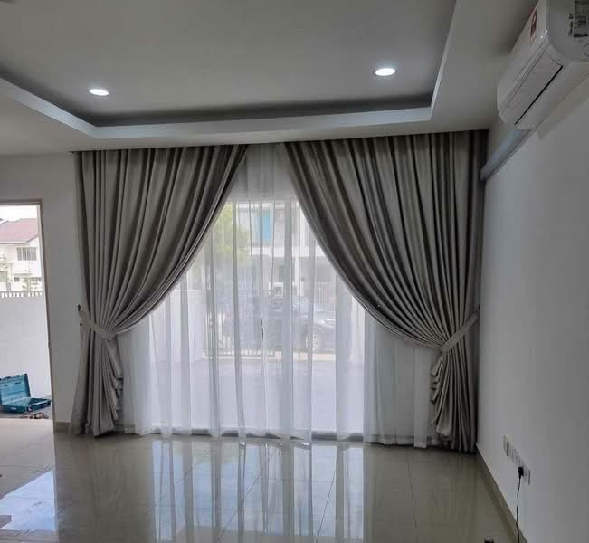 Rumah Teres untuk Dijual di Sepang (Selangor) - Ms Goh . - Living Room - PropertyGuru.com.my