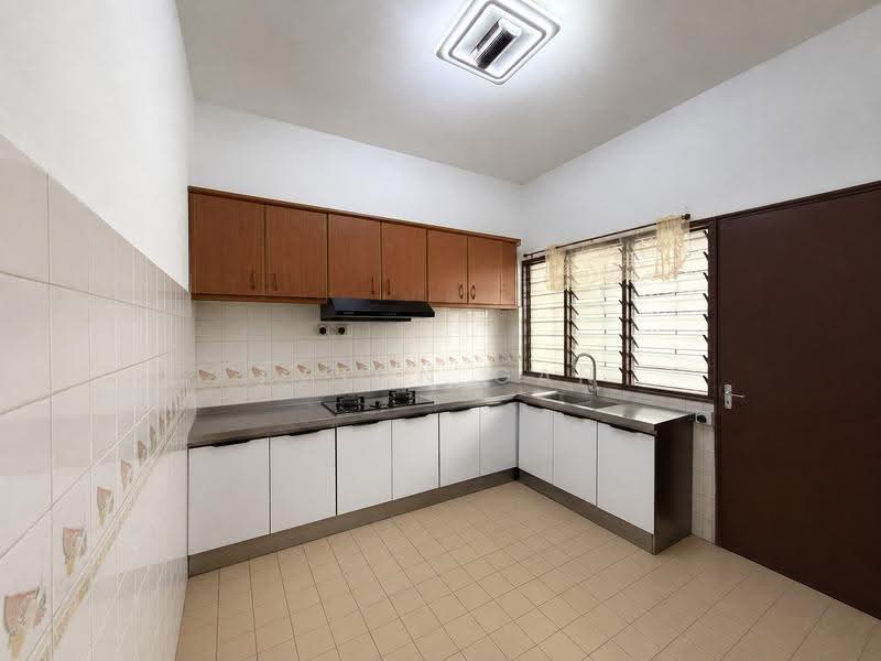 Rumah Teres untuk Dijual di Usj 12 (Subang Jaya) - Tyson Gan - Kitchen - PropertyGuru.com.my