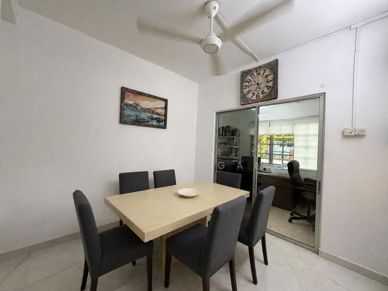 Rumah Teres untuk Dijual di Usj 12 (Subang Jaya) - Tyson Gan - Dining Room - PropertyGuru.com.my