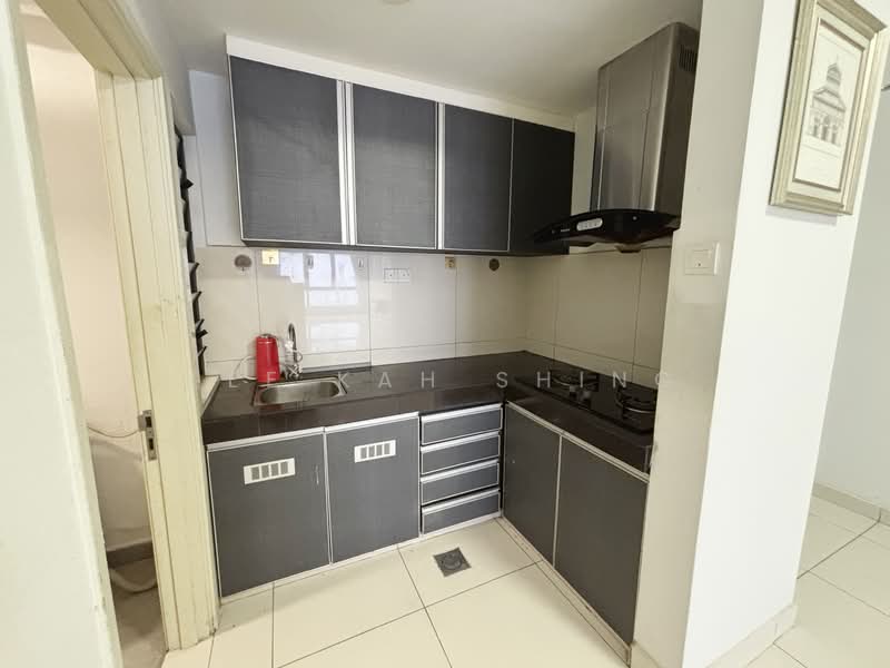 Service Residence for Sale at Sfera Residency - Lee Kah Shing - Kitchen - PropertyGuru.com.my