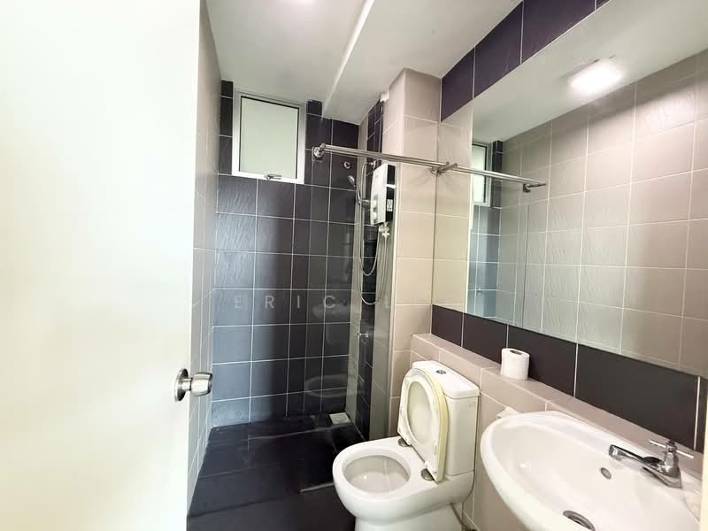 Apartment for Sale at D'Rich Executive Suites - Eric Lee - Bathroom - PropertyGuru.com.my