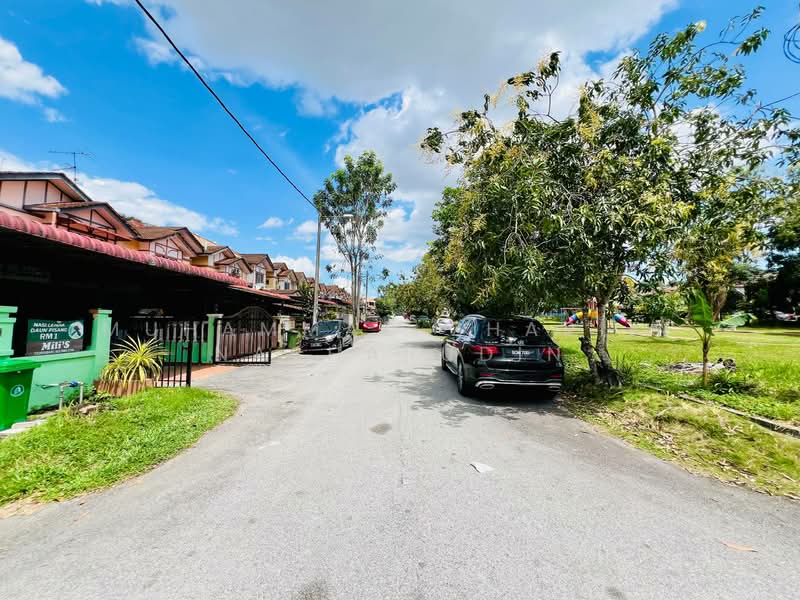 2-storey Terraced House for Sale in Taman Universiti (Bangi) - Muhammad Zhariff Nasharudin - Exterior - PropertyGuru.com.my