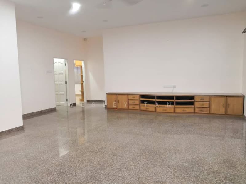 Ujong Pasir untuk Untuk Dijual - RM 780,000, Apr 2026 - Living Room - PropertyGuru.com.my