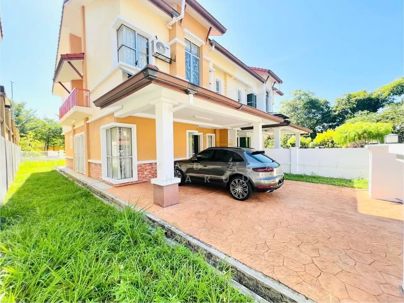 Semi-Detached House for Sale in Taman Saujana Impian (Kajang) - Muhammad Zhariff Nasharudin - Exterior - PropertyGuru.com.my