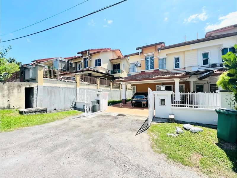 Semi-Detached House for Sale in Taman Saujana Impian (Kajang) - Muhammad Zhariff Nasharudin - Exterior - PropertyGuru.com.my