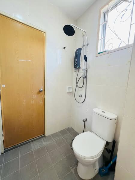 Semi-Detached House for Sale in Taman Saujana Impian (Kajang) - Muhammad Zhariff Nasharudin - Bathroom - PropertyGuru.com.my