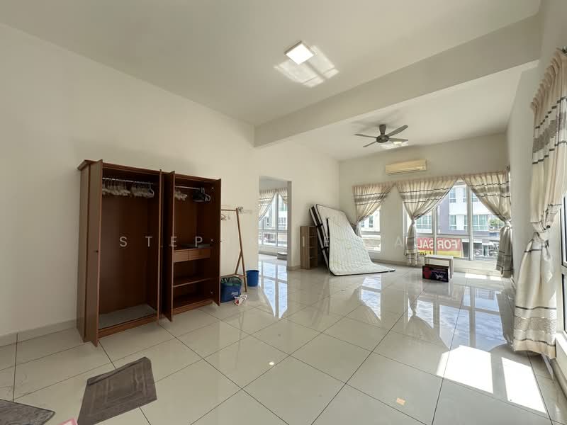Semi-Detached House for Sale in Ambang Botanic (Klang) - Stephanie Yap - Living Room - PropertyGuru.com.my