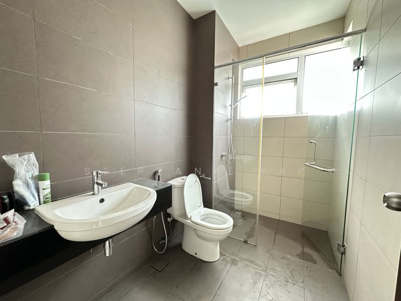 Semi-Detached House for Sale in Ambang Botanic (Klang) - Stephanie Yap - Bathroom - PropertyGuru.com.my