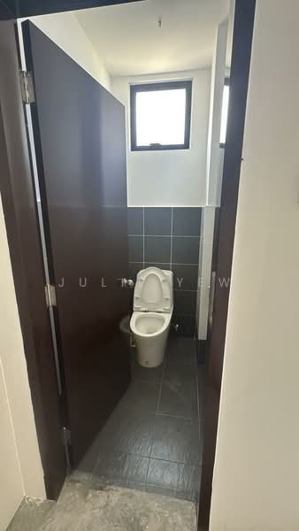 Shop for Rent in Taman Kota Masai (Pasir Gudang) - Julie Yew - Bathroom - PropertyGuru.com.my