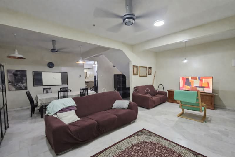 Putra Permai, Putra Heights, Extended Kitchen, Face Open, Big Living - 1