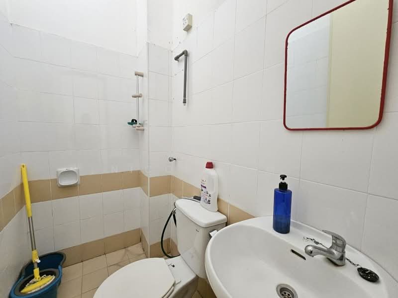 Rumah Teres 2 Tingkat untuk Dijual di Ampang Saujana (Ampang) - Nicole Sim - Bathroom - PropertyGuru.com.my