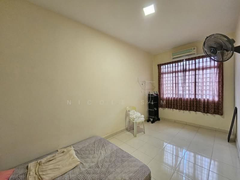 Rumah Teres 2 Tingkat untuk Dijual di Ampang Saujana (Ampang) - Nicole Sim - Bedroom - PropertyGuru.com.my