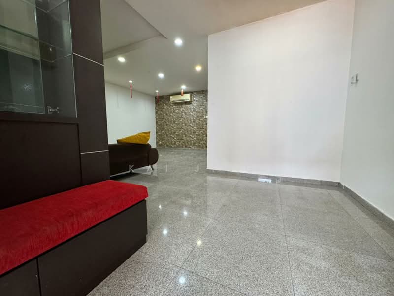 2-storey Terraced House for Rent in Skudai (Johor) - Kai Jing - Living Room - PropertyGuru.com.my