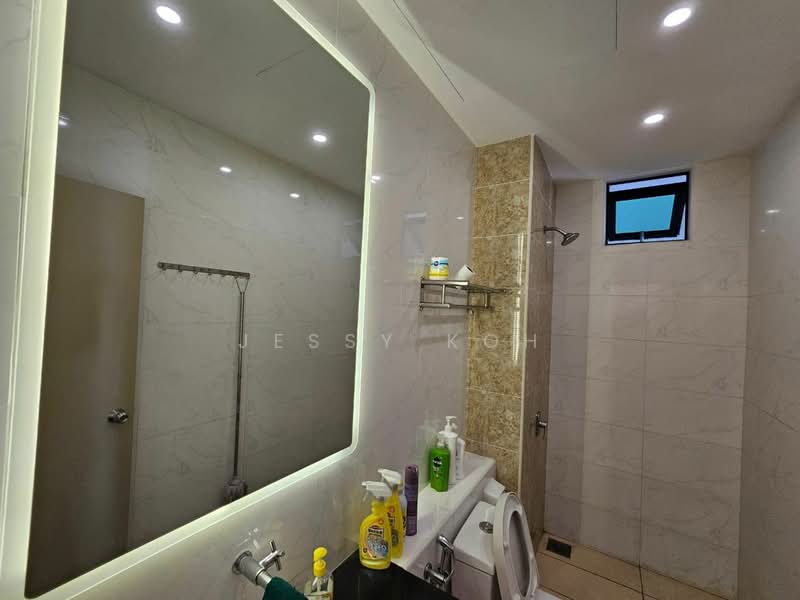 Service Residence for Rent at D'Summit Residences - Jessy Koh - Bathroom - PropertyGuru.com.my