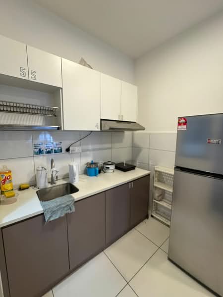 Condominium for Rent at The Holmes 2 - Iris Lee - Kitchen - PropertyGuru.com.my