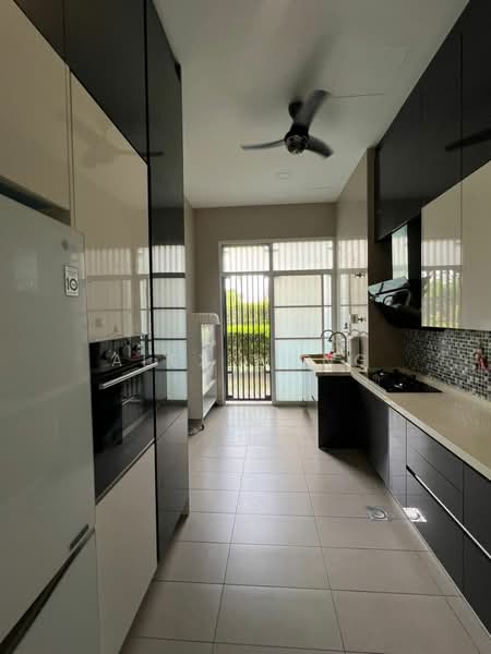 Bungalow for Rent in Cyberjaya (Selangor) - Alex Wong - Kitchen - PropertyGuru.com.my