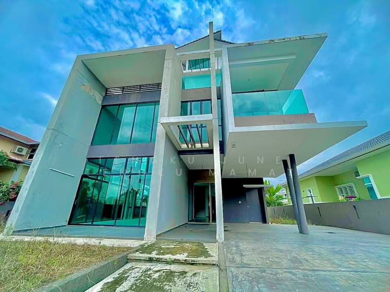 Rumah Banglo untuk Dijual di Bangi (Selangor) - Tengku June Tengku Mamat - Exterior - PropertyGuru.com.my