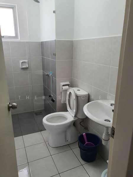 Service Residence for Rent at Alanis Residence - Theresa Chew - Bathroom - PropertyGuru.com.my