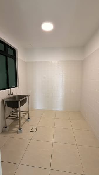 Service Residence for Sale at Sky Breeze Service Apartment - Chew Yun Chan - Kitchen - PropertyGuru.com.my