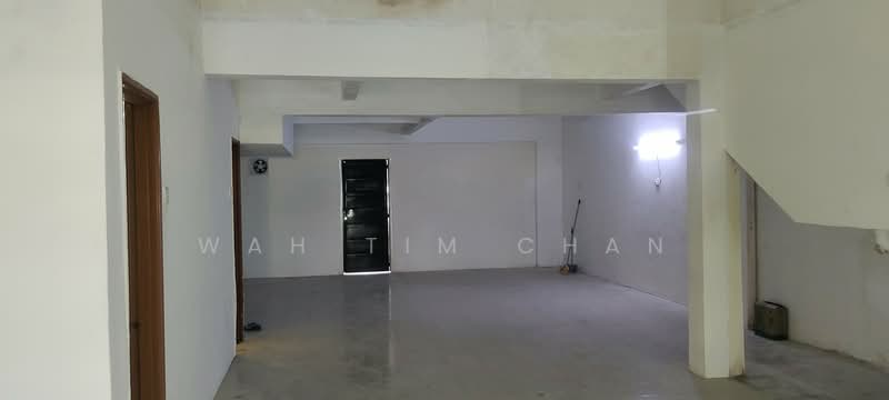 For Rent - Taman Intan Baiduri, Selayang Ground Floor Shop