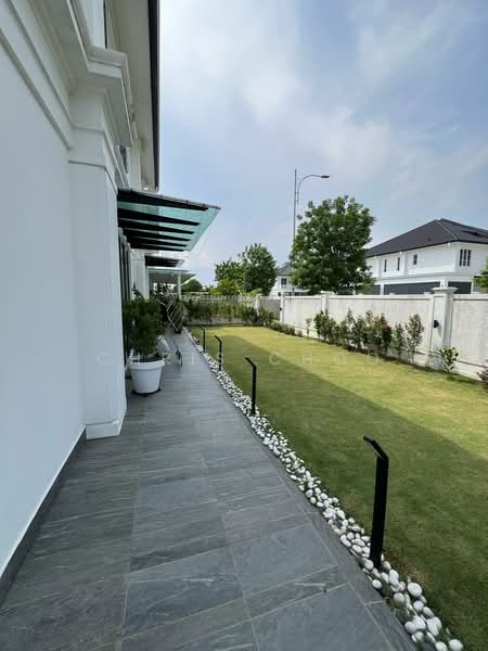 Cluster House for Sale in Semenyih (Selangor) - Chris Choo - Exterior - PropertyGuru.com.my
