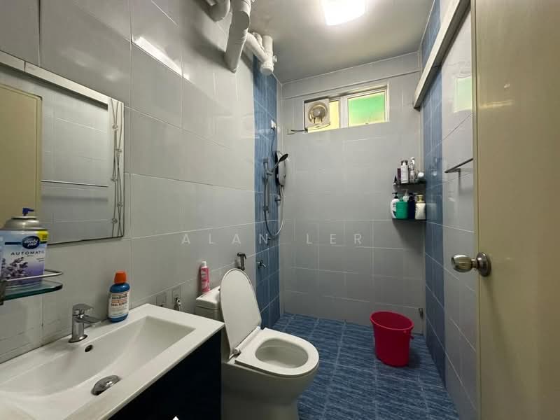 Apartment for Sale at Indah Court Apartment - Alan Ler - Bathroom - PropertyGuru.com.my