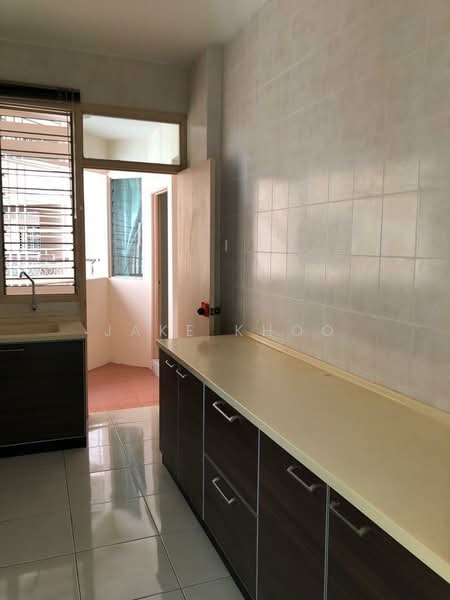 Condominium for Rent at Regency Heights Condo - Jake Khoo - Kitchen - PropertyGuru.com.my