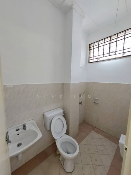 1-storey Terraced House for Rent in Bukit Indah (Iskandar Puteri (Nusajaya)) - Alex Lim - Bathroom - PropertyGuru.com.my