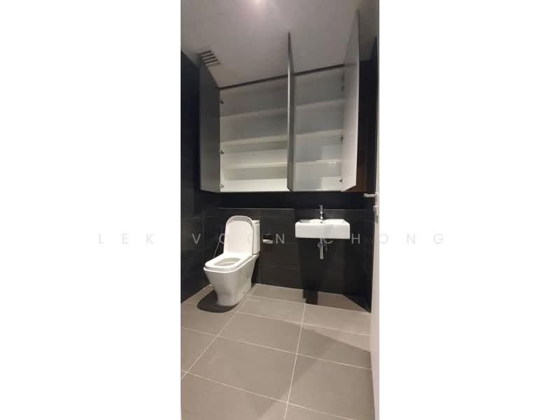Servis Apartment untuk Dijual di NOVUM - Lek Voon Chong - Bathroom - PropertyGuru.com.my