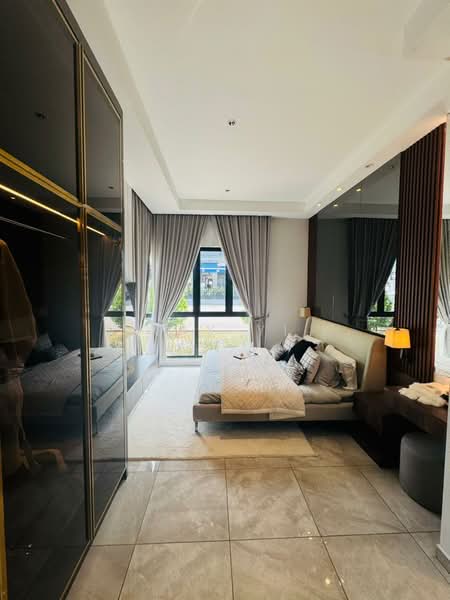 Parkland Avenue untuk Untuk Dijual - RM 510,000, Apr 2026 - Master Bedroom - PropertyGuru.com.my