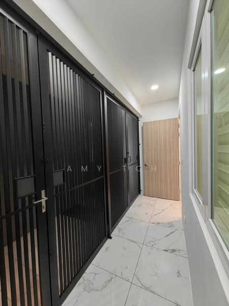 QuayWest Residence untuk Untuk Disewa - RM 4,000 /bulan, Apr 2026 - Corridor - PropertyGuru.com.my