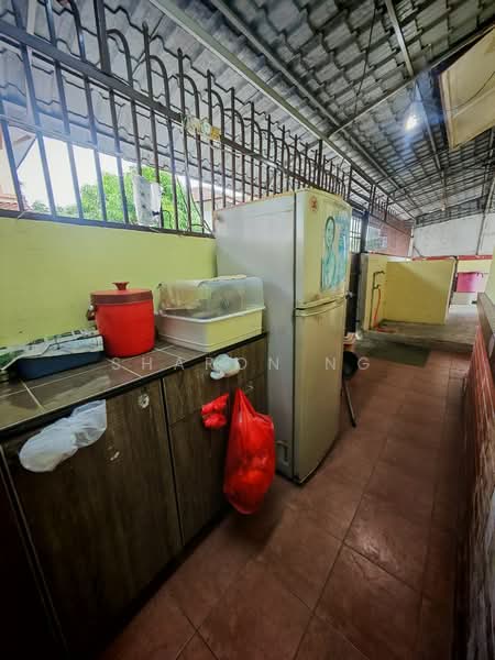 Taman Setia Indah untuk Untuk Dijual - RM 768,000, Apr 2026 - Kitchen - PropertyGuru.com.my