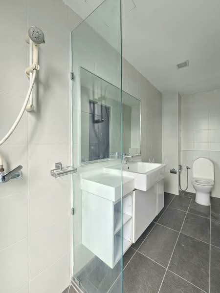 Service Residence for Rent at V@SUMMERPLACE - Jessica Ma - Bathroom - PropertyGuru.com.my